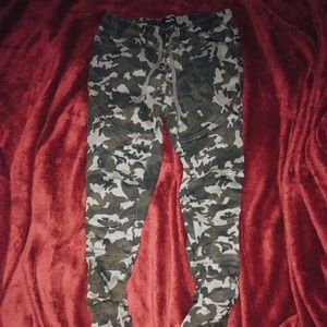 Rue21 Camo Joggers